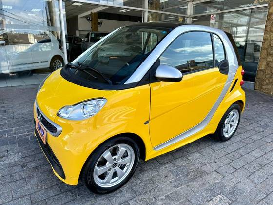 SMART FORTWO 1.0 COUPÊ TURBO 12V GASOLINA 2P AUTOMÁTICO SMART FORTWO 1.0 COUPÊ TURBO 12V GASOLINA 2P AUTOMÁTICO